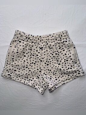 Athletes Girl - Cream and Black Speckled Girl Casual Shorts